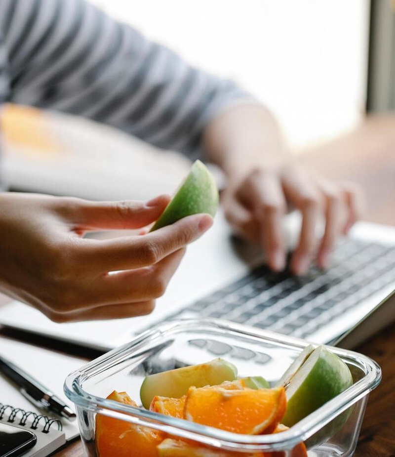 Tips para comer saludable en el trabajo