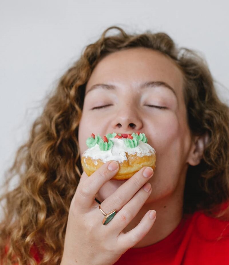Controla los antojos si intentas bajar de peso