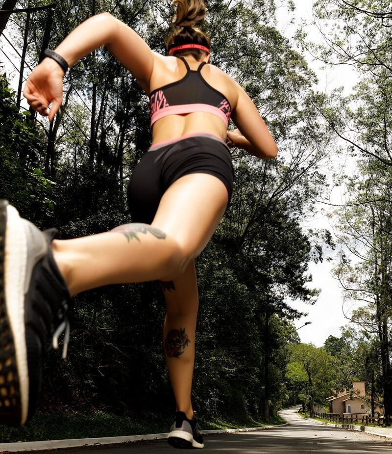 Dominando el arte de correr cuesta abajo