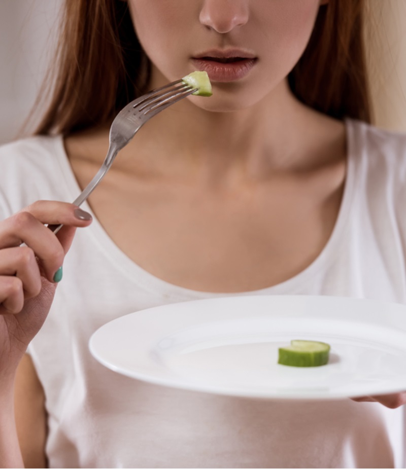 Hacer dieta por tu cuenta, ¿qué riesgos implica?