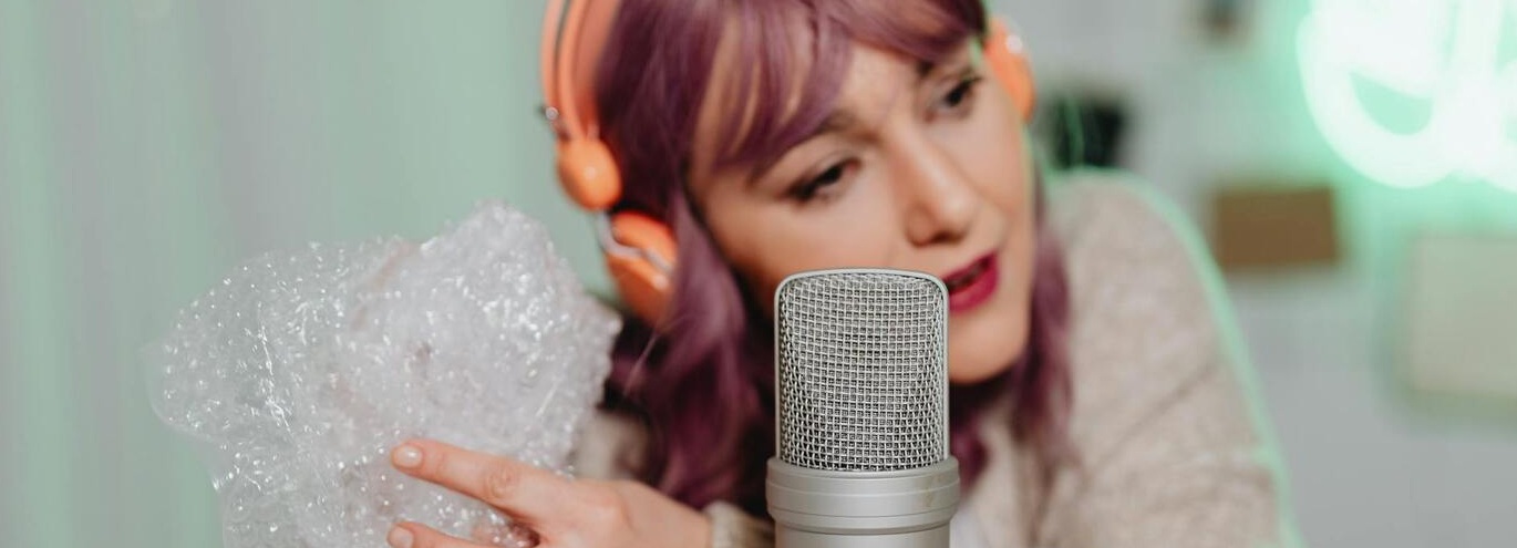 Podcasts femeninos que inspiran y entretienen