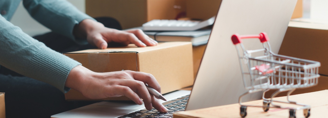 Negocios digitales para mujeres con poca inversión