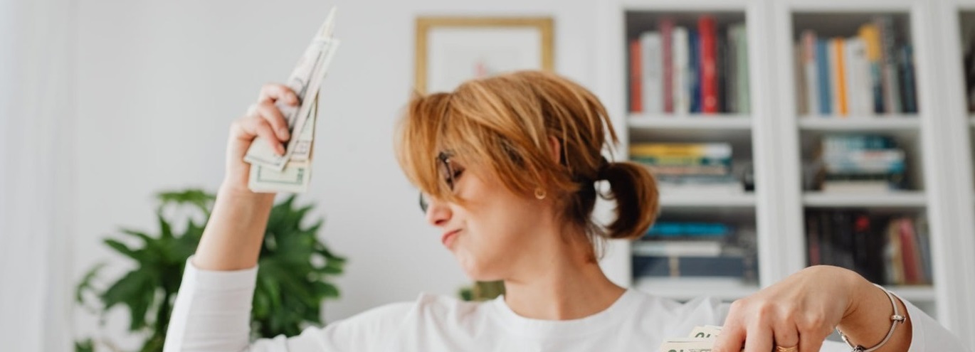 Estrategias de resiliencia económica para mujeres