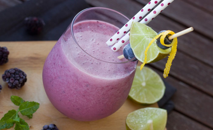 deliciosos smoothies de mora